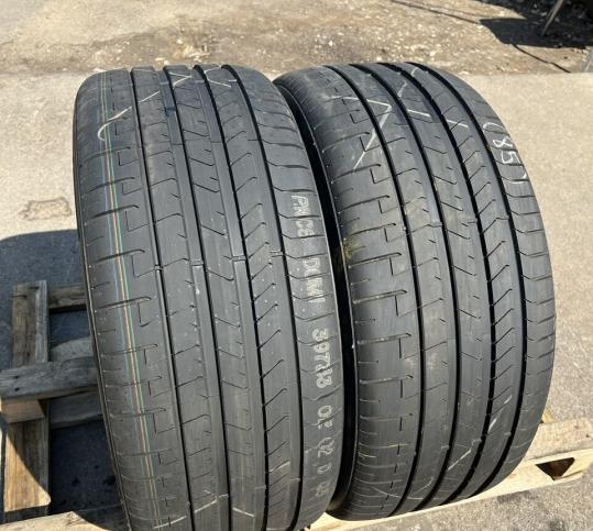 Pirelli P Zero PZ4 265/40 R21