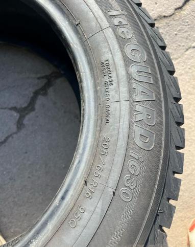 Yokohama Ice Guard IG30 205/65 R16