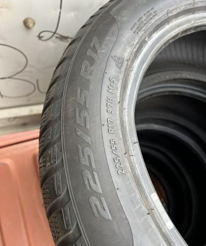 Pirelli Winter Sottozero 3 225/55 R17