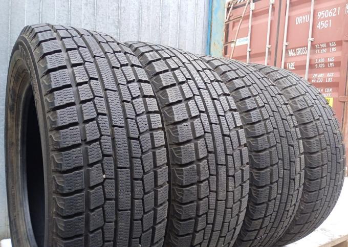 Yokohama Ice Guard IG20 215/60 R16