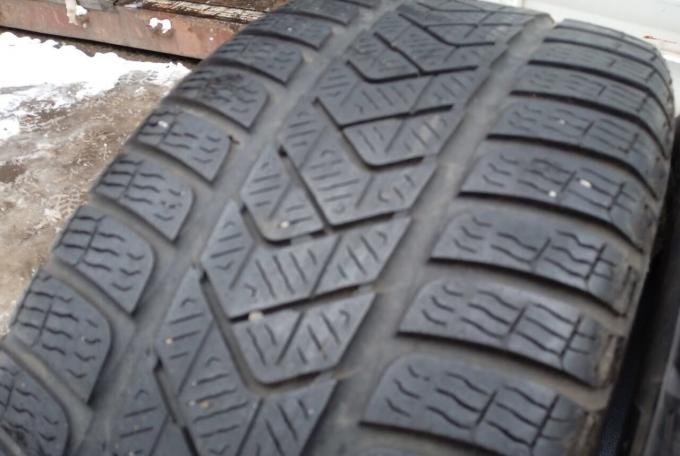 Pirelli Winter Sottozero 3 215/45 R16