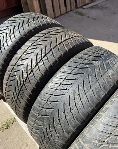 Goodyear Eagle Ultra Grip GW-3 205/50 R17