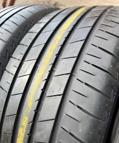 Bridgestone Turanza T005A 225/55 R17