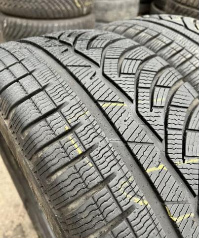 Michelin Pilot Alpin 4 235/55 R18