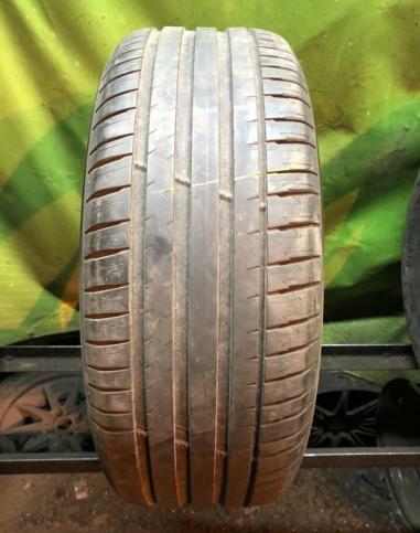 Michelin Pilot Sport 4 255/60 R18