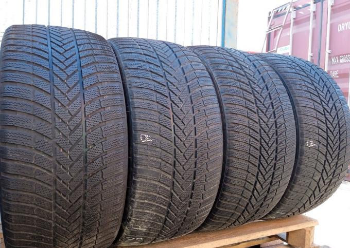 Bridgestone Blizzak LM-005 265/40 R21