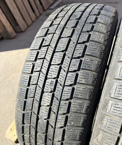 Dunlop Graspic DS3 215/60 R17