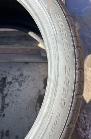 Pirelli P Zero PZ4 305/30 R20