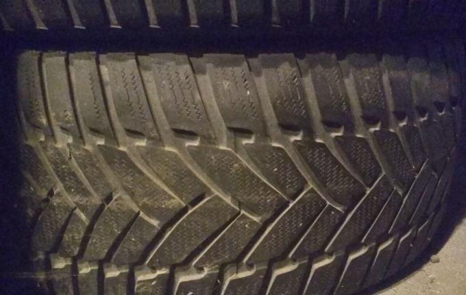 Dunlop SP Winter Sport M3 255/40 R18