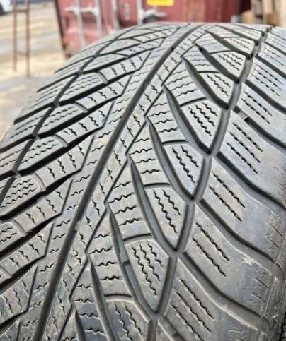 Goodyear Wrangler Ultra Grip 255/50 R19