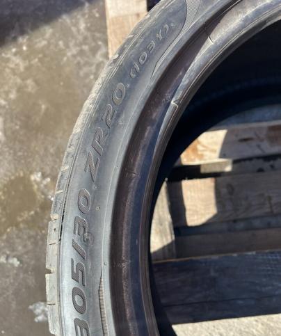 Pirelli P Zero PZ4 305/30 R20