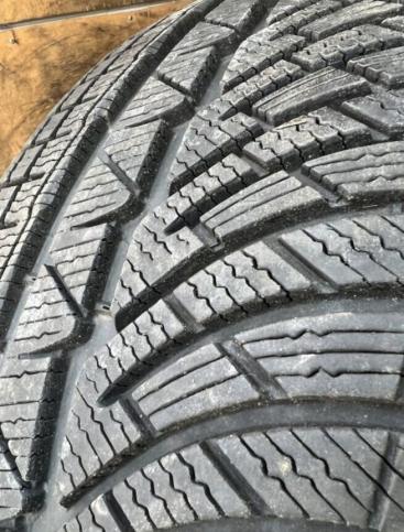 Michelin Pilot Alpin PA4 235/55 R17