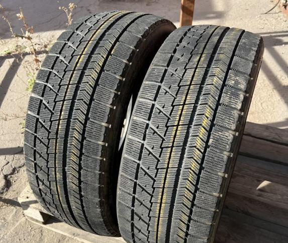 Bridgestone Blizzak VRX 245/40 R19