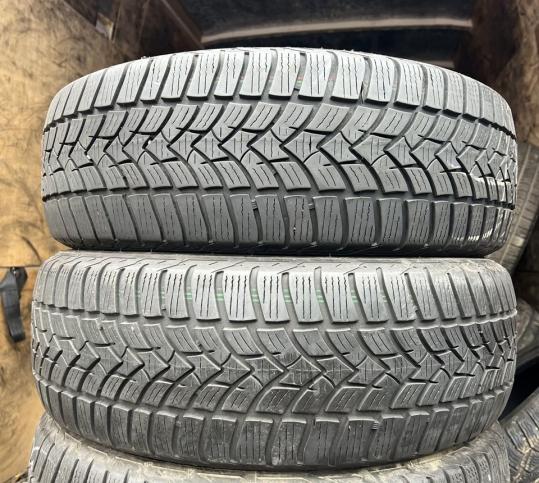 Esa-Tecar Super Grip 9 HP 205/60 R16