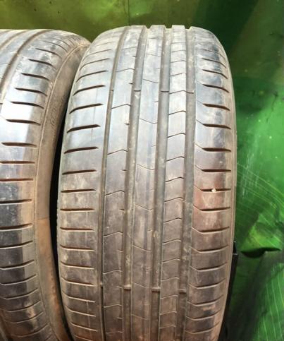 Pirelli P Zero PZ4 245/45 R20