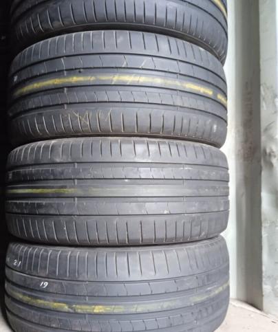 Pirelli P Zero PZ4 275/40 R21