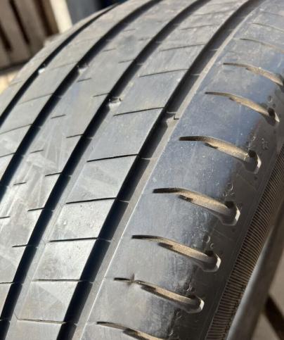 Michelin Latitude Sport 3 235/60 R18