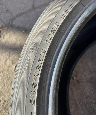 Dunlop Veuro VE303 245/45 R19