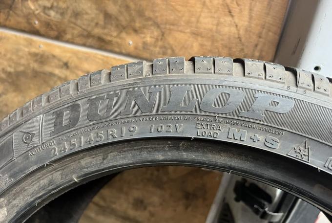 Dunlop SP Winter Sport 3D DSST ROF 245/45 R19