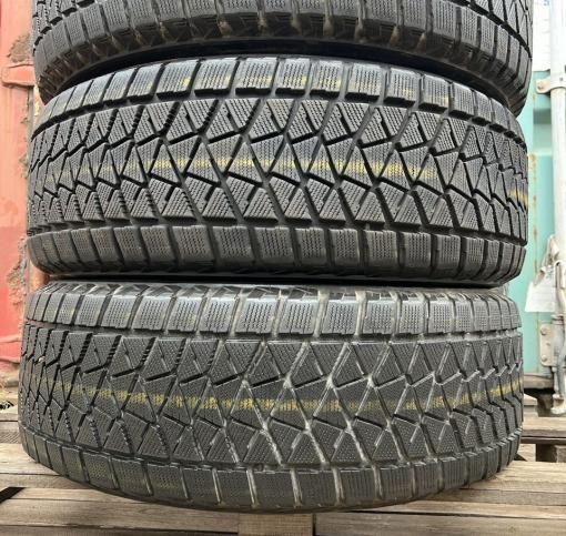 Bridgestone Blizzak DM-V2 275/60 R20