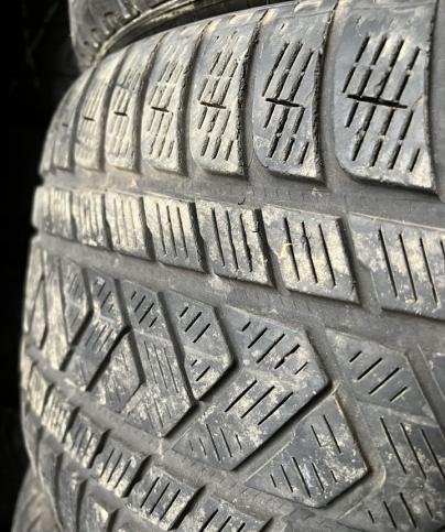 Pirelli Scorpion Winter 315/40 R21