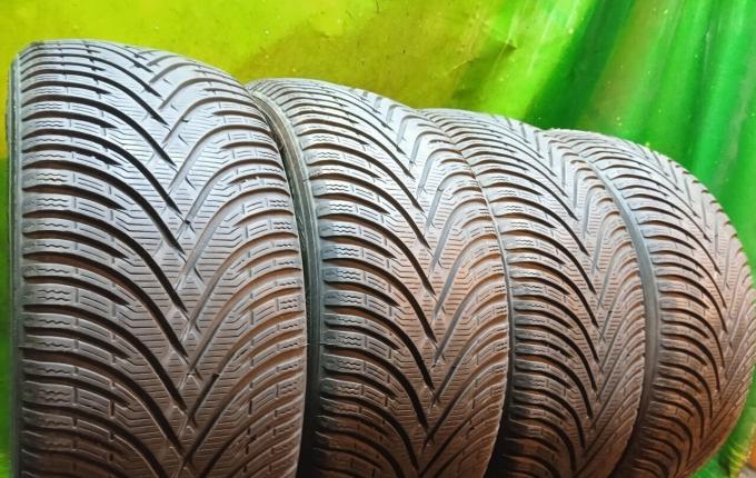 Kleber Krisalp HP3 235/45 R18