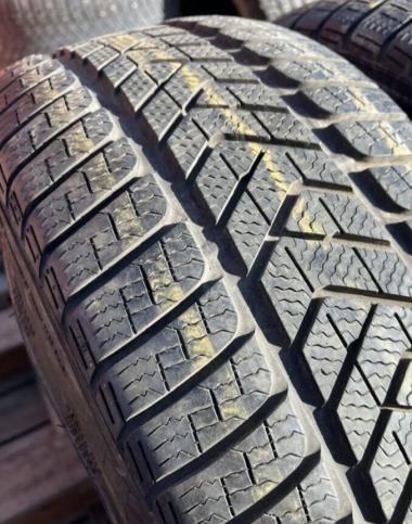 Pirelli Winter Sottozero 3 245/45 R19