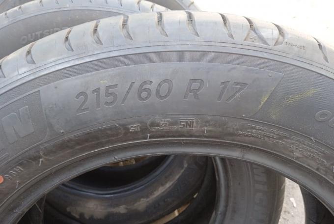 Michelin Primacy 4 215/60 R17