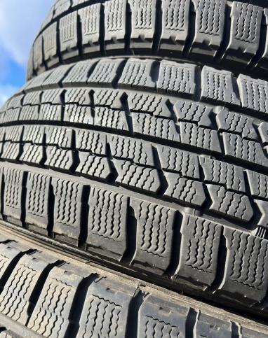 Goodyear Ice Navi Zea II 205/60 R16