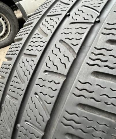 Pirelli Carrier Winter 235/65 R16C