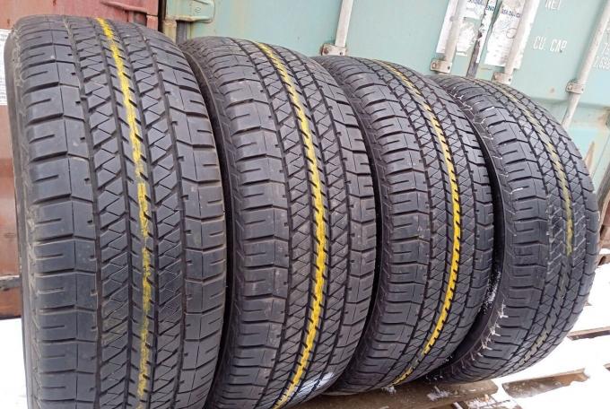 Bridgestone Dueler H/T 684II 275/60 R20