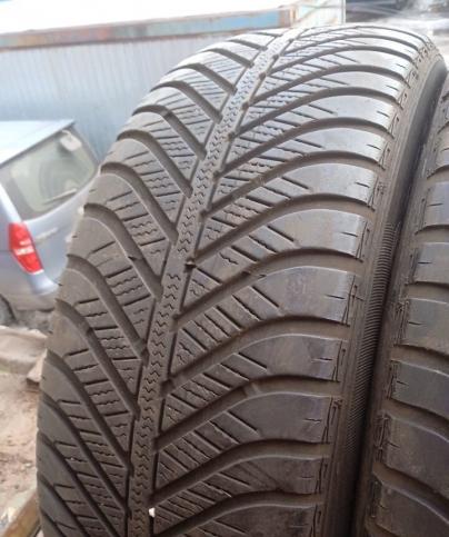 Goodyear Vector 4Seasons 205/60 R16