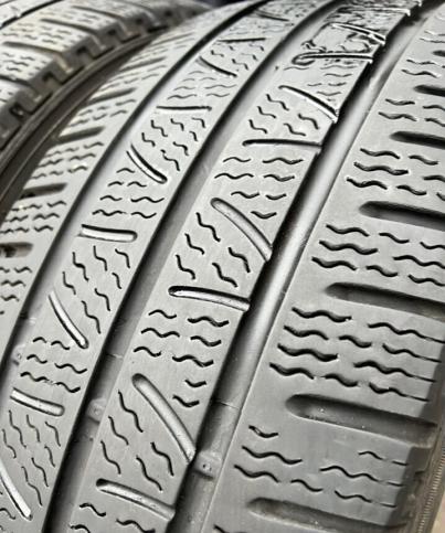 Pirelli Carrier Winter 235/65 R16C