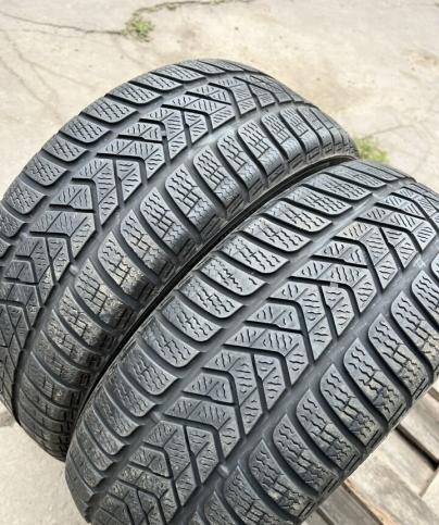 Pirelli Winter Sottozero 3 205/50 R17