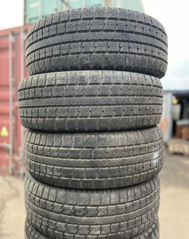 Toyo Garit G4 215/60 R16