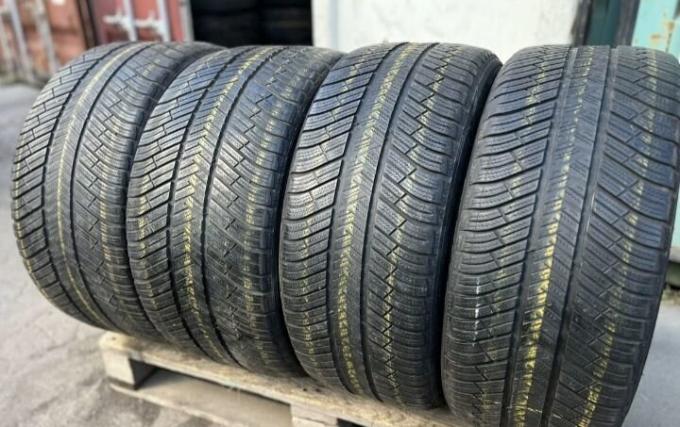 Michelin Pilot Alpin PA4 255/40 R20