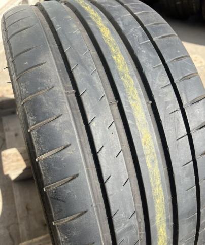 Michelin Pilot Sport 4 S 255/35 R19