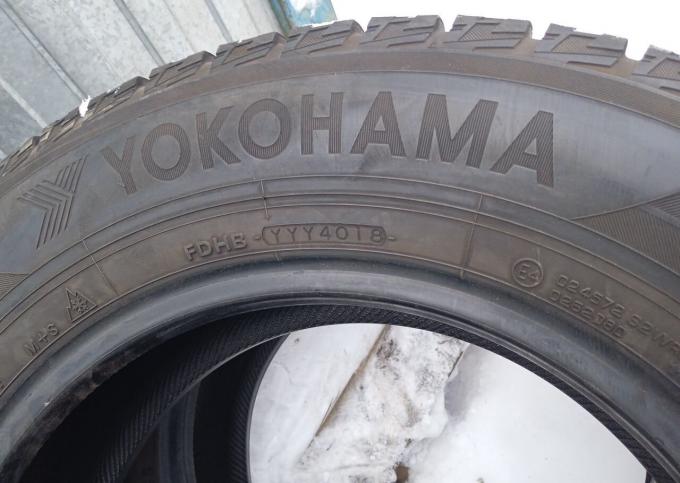 Yokohama Ice Guard IG50+ 215/65 R16