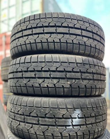 Toyo Observe Garit GIZ 205/55 R16