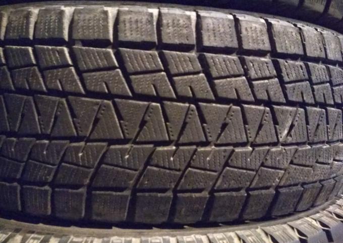 Bridgestone Blizzak DM-V1 225/65 R17