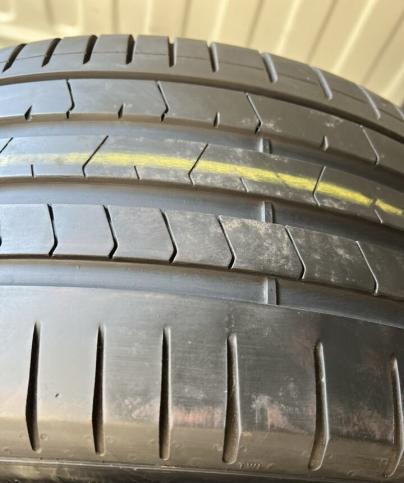 Pirelli P Zero PZ4 275/40 R21