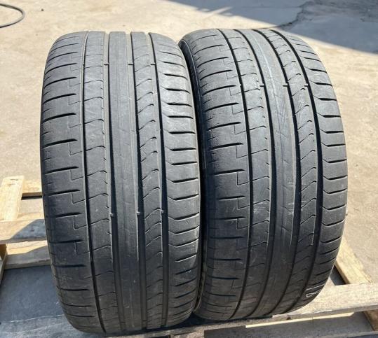 Pirelli P Zero PZ4 255/40 R18