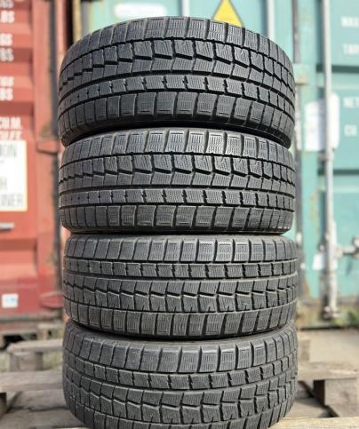 Dunlop Winter Maxx WM01 215/45 R17