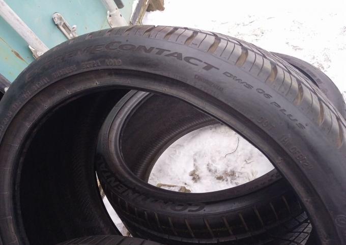 Continental ExtremeContact DWS 255/35 R20 и 285/30 R20