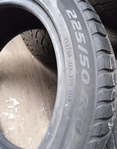 Pirelli Winter Sottozero 3 225/50 R18