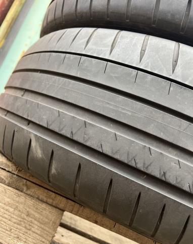 Michelin Pilot Sport 4 225/45 R18