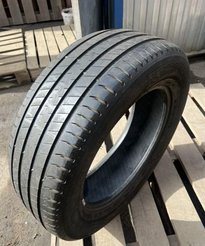 Michelin Latitude Sport 3 235/60 R18