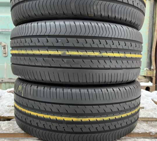 Dunlop Veuro VE303 245/45 R19