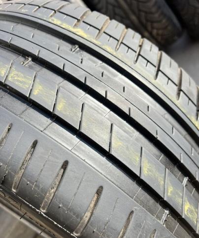 Michelin Pilot Sport 3 245/40 R19