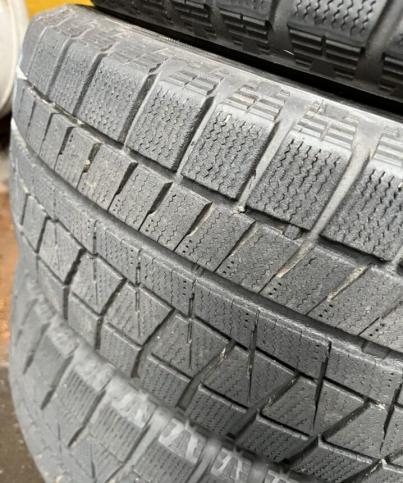 Bridgestone Ice Partner 2 215/65 R16